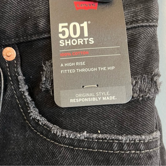 Levi's Premium High Rise 501 Shorts in Black NWT Size 25 - Picture 4 of 9